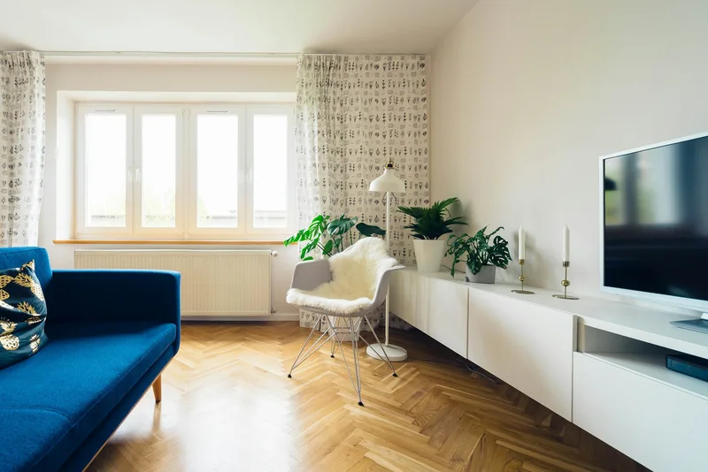 Bayfront condo with a wraparound terrace